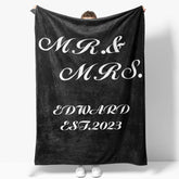 Aperturee - Personalized Name Black Text Simple Snuggly Blanket